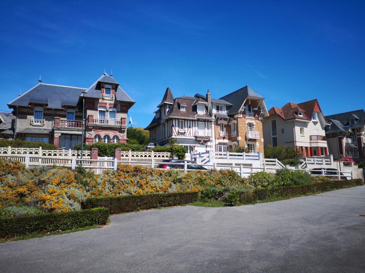 Villa Contre Vents Et Marees Mesnil-Val-Plage Exterior foto